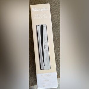 Swingline 3 Hole Punch